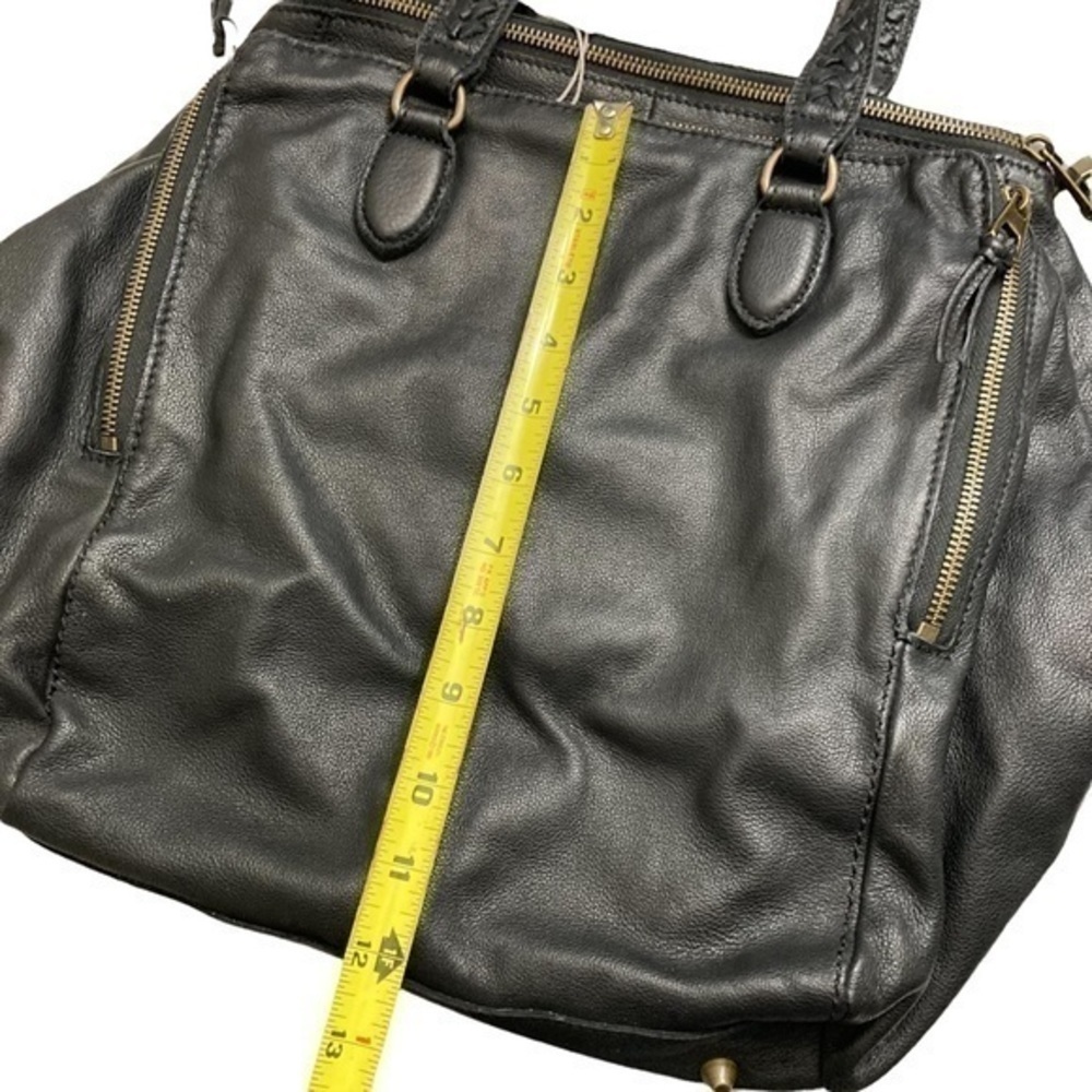 Liebeskind Berlin black leather multi pocket bag - Picture 8 of 15